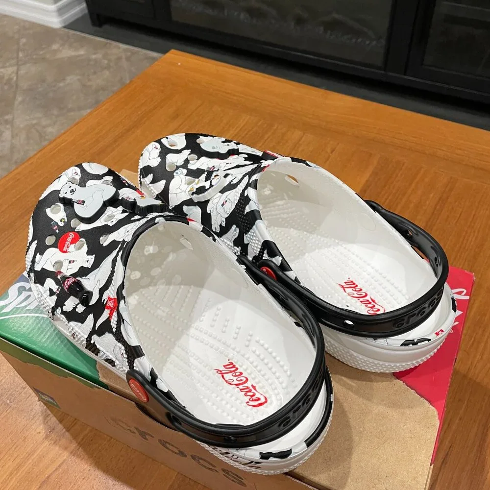 Crocs Coca Cola CLassic Clog White 209314-100 Size Men 8 . Women 10